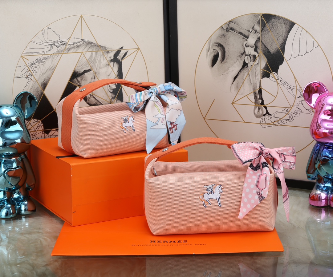 [TOP] HERMES Embroidered H logo Lunch Box Bag Collection