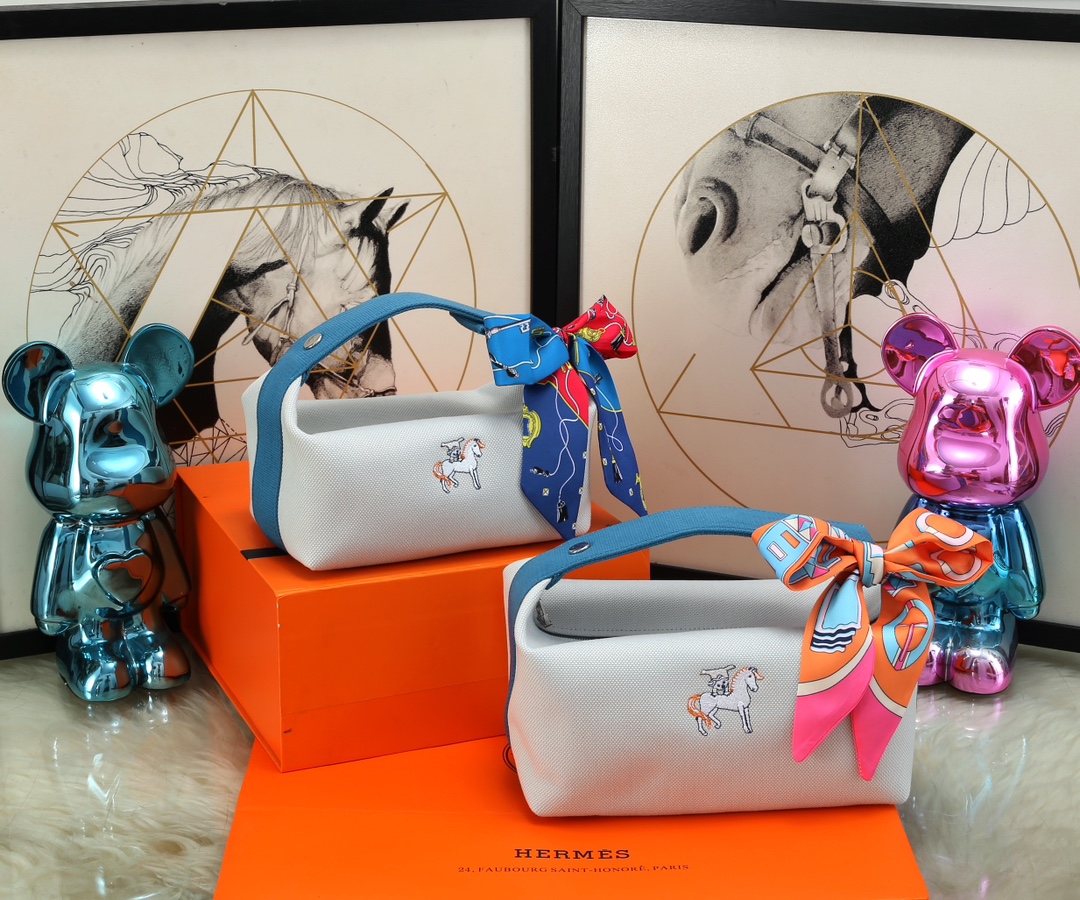 [TOP] HERMES Embroidered H logo Lunch Box Bag Collection