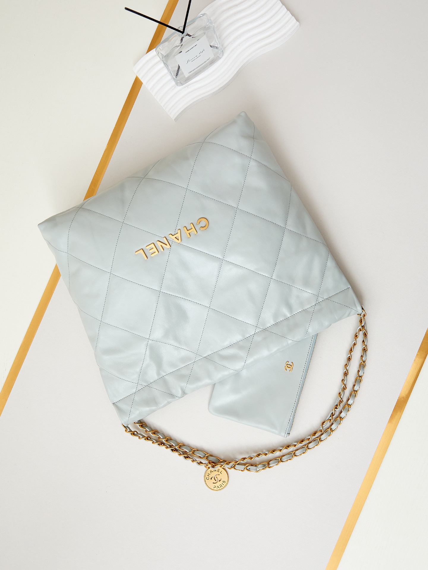 [TOP] CHANEL 22 Bag 35x37x7cm/39×42×8cm - Gray