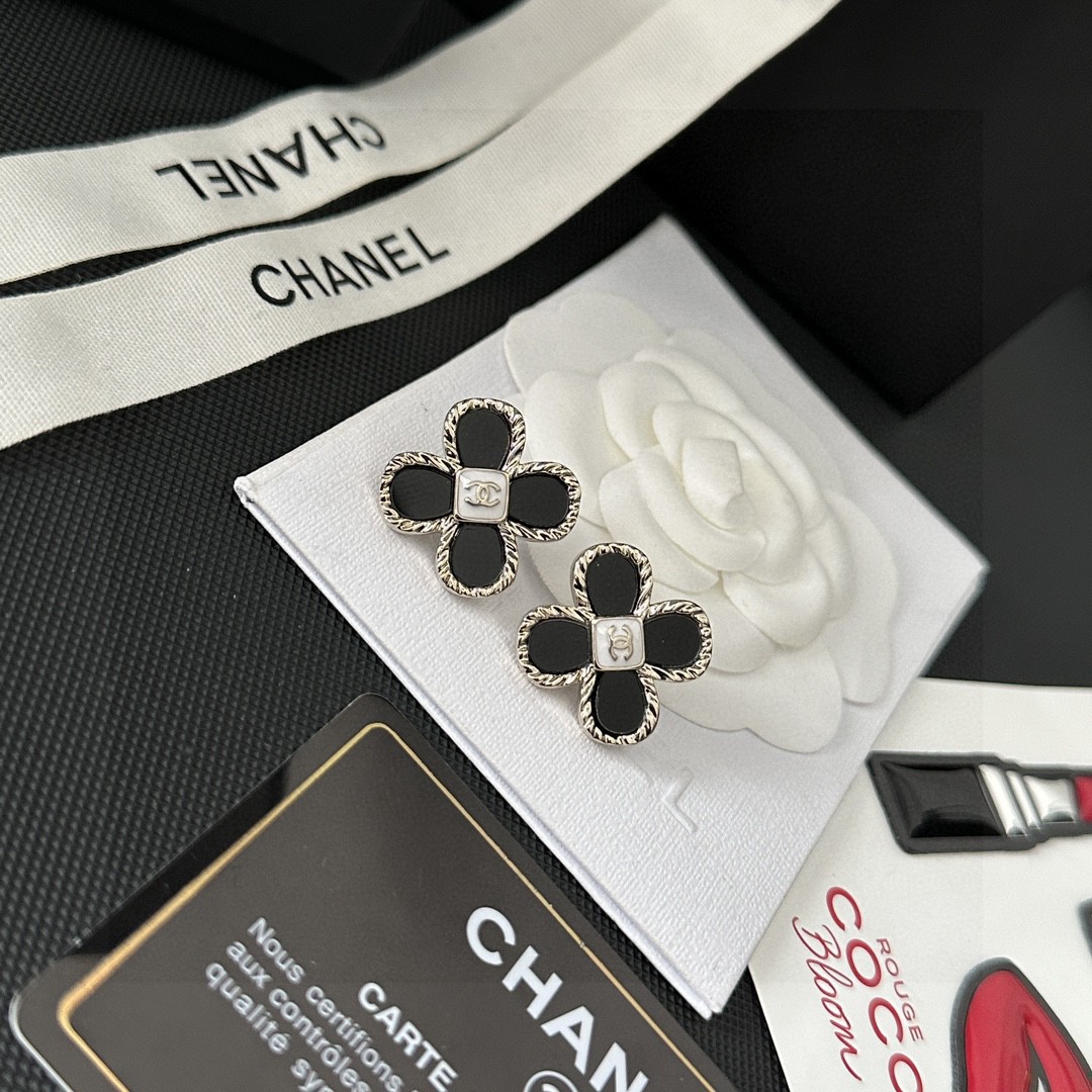 [TOP] CHANEL CC Flower Earring