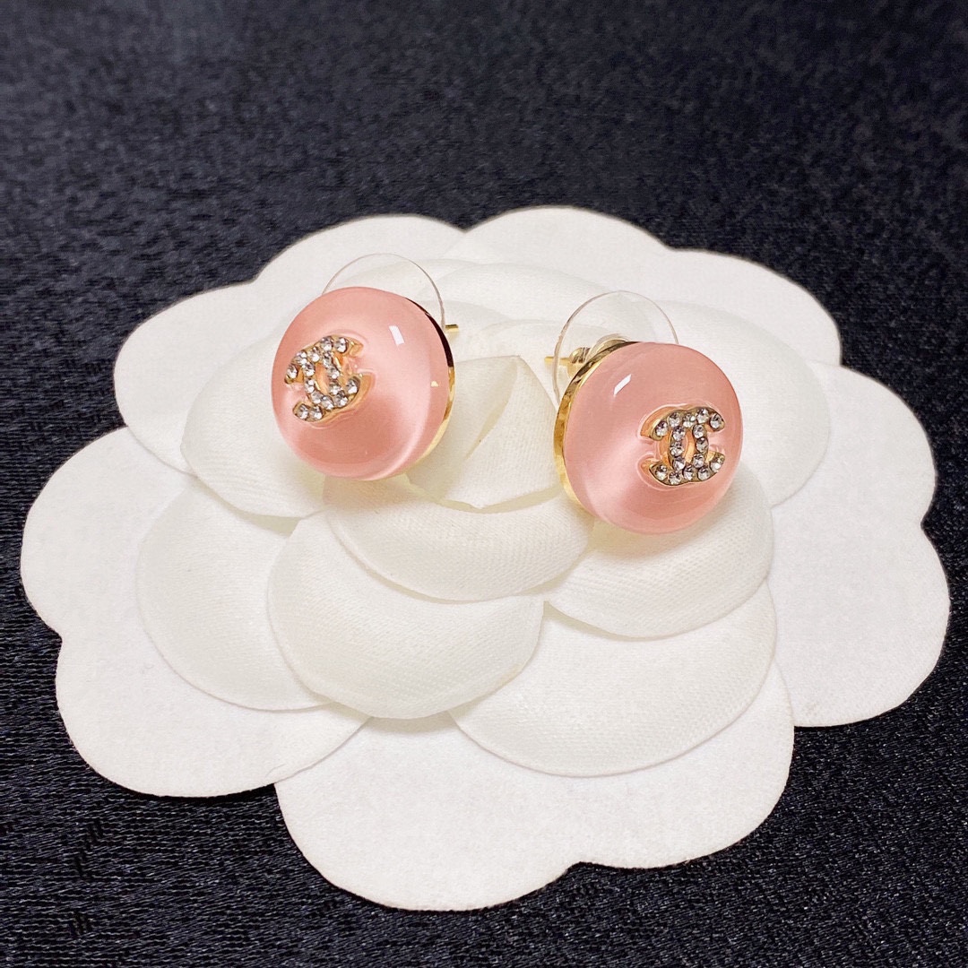 [TOP] CHANEL Diamond Stud Earring-Pink