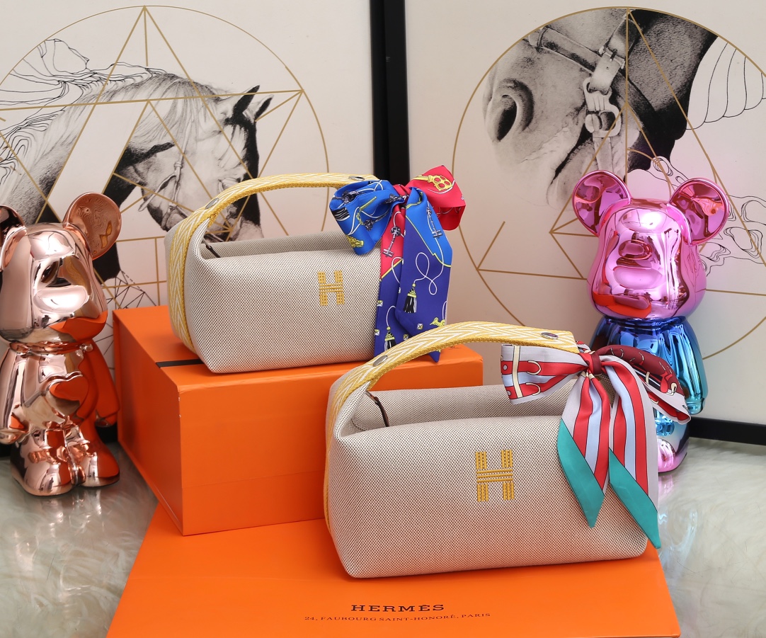 [TOP] HERMES Embroidered H logo Lunch Box Bag Collection