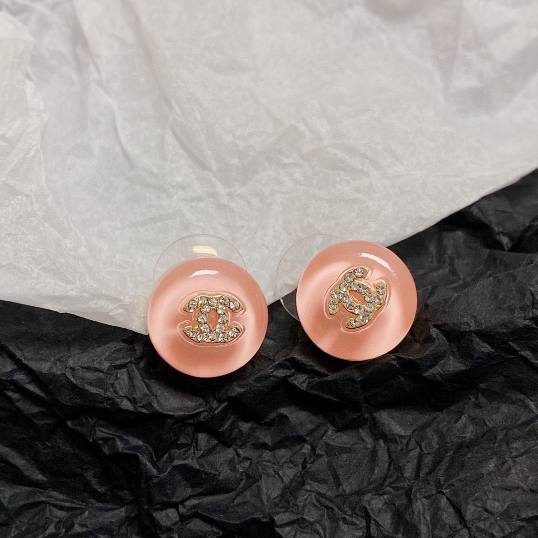 [TOP] CHANEL Diamond Stud Earring-Pink