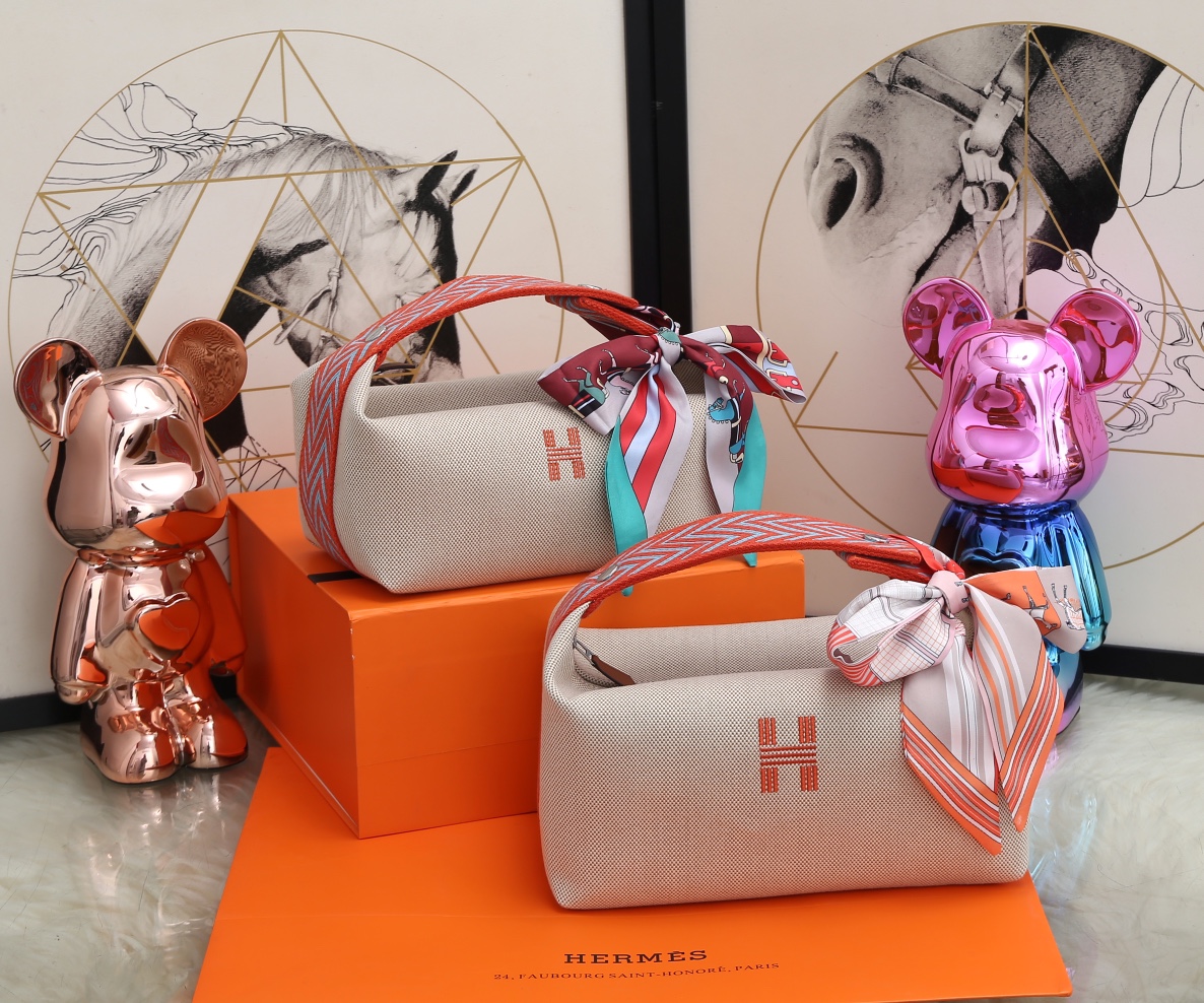 [TOP] HERMES Embroidered H logo Lunch Box Bag Collection