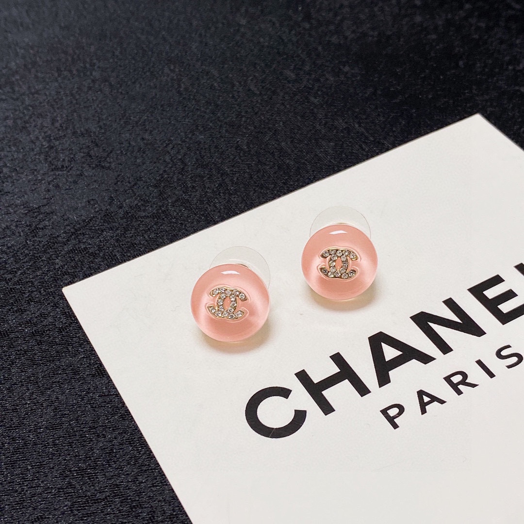 [TOP] CHANEL Diamond Stud Earring-Pink
