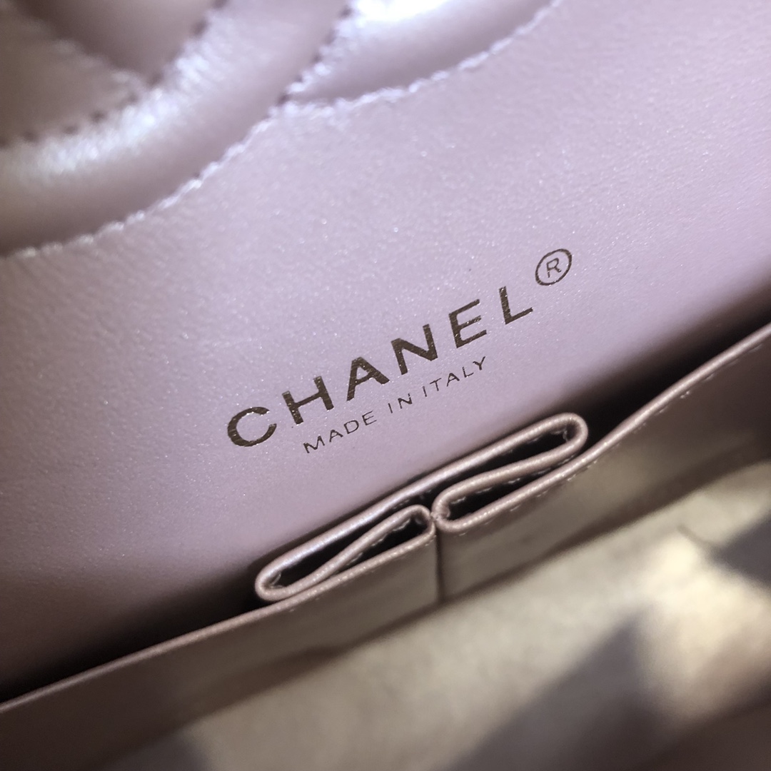 [TOP] CHANEL Classic Flab Bag 25cm - Pearl Pink&GHW