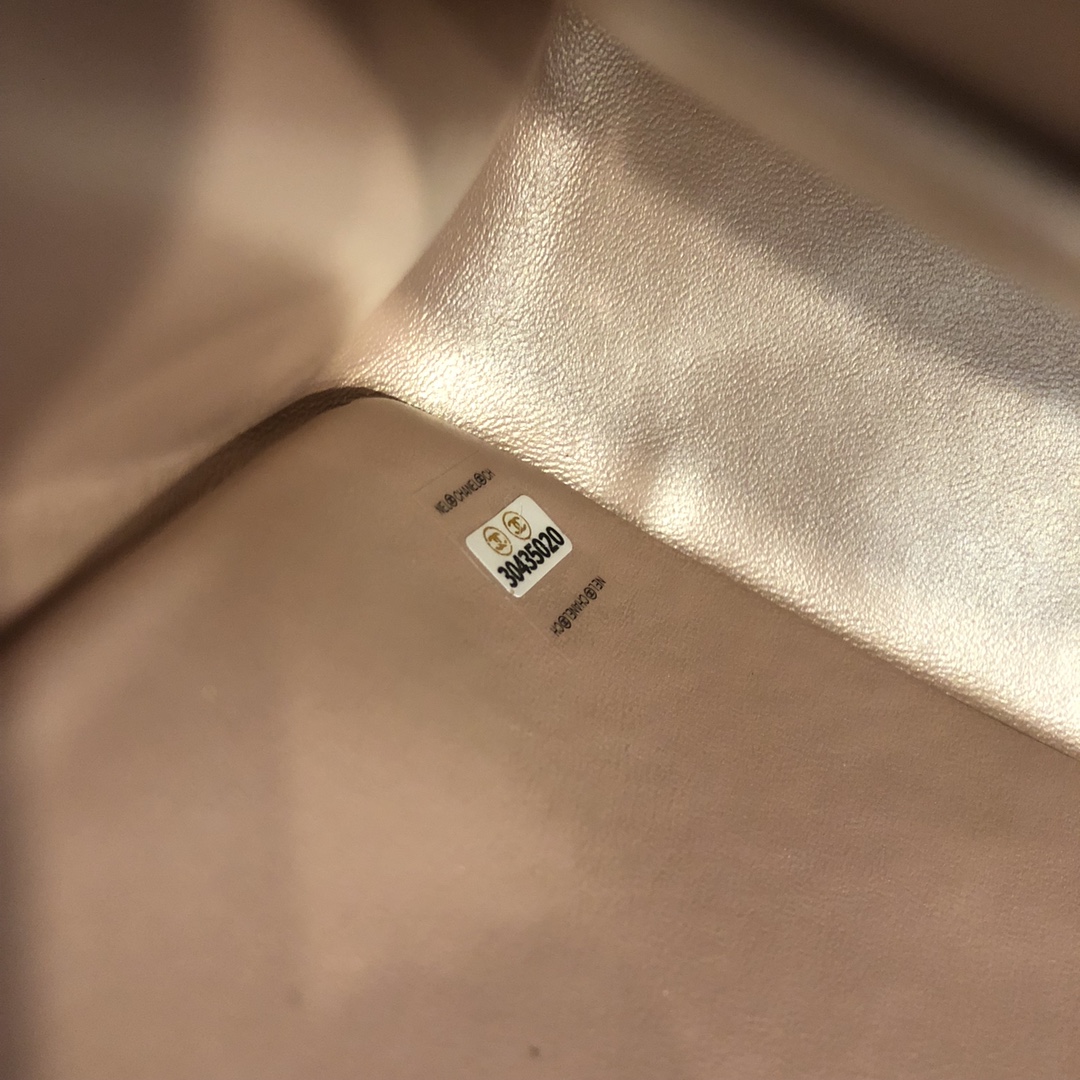 [TOP] CHANEL Classic Flab Bag 25cm - Pearl Pink&GHW