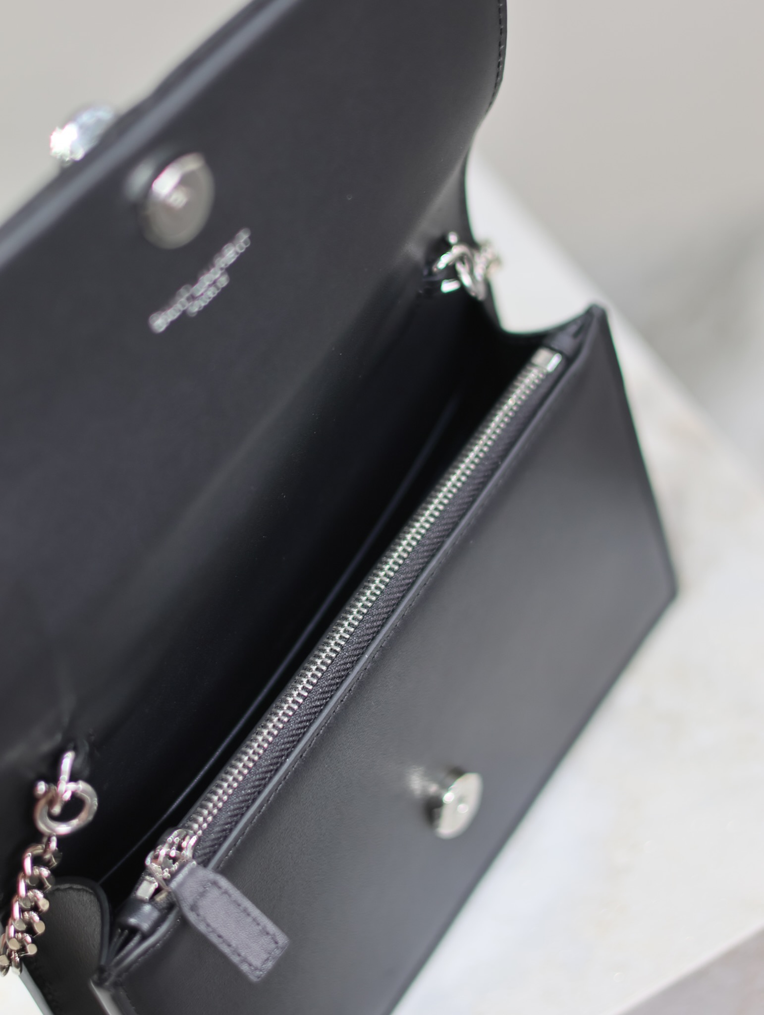 [TOP] Yves Saint Laurent YSL Kate Tassel Bag Cowhide Plain Weave 19x12.5x4cm - Black&SHW