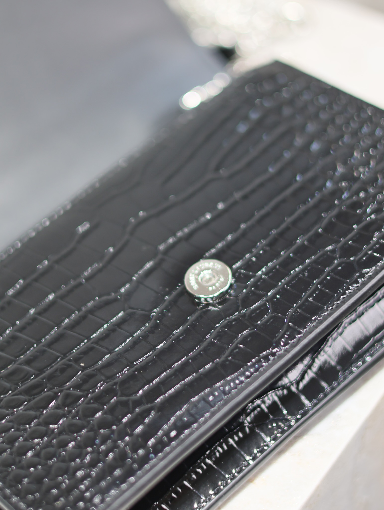 [TOP] Yves Saint Laurent YSL Kate Tassel Bag Croc Embossed Cowhide 19x12.5x4cm - Black&SHW