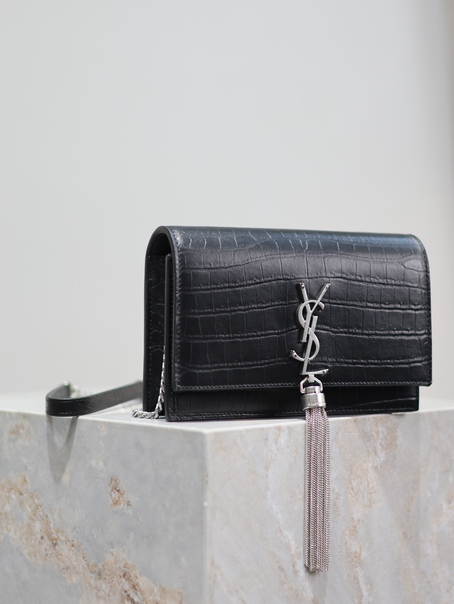 [TOP] Yves Saint Laurent YSL Kate Tassel Bag Matte Croc Embossed Cowhide 19x12.5x4cm - Black&SHW
