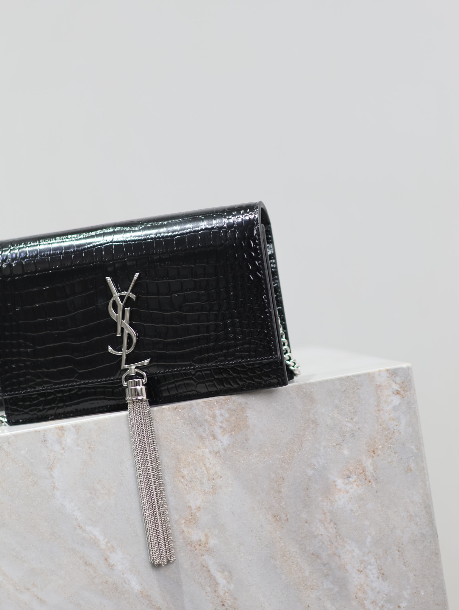 [TOP] Yves Saint Laurent YSL Kate Tassel Bag Croc Embossed Cowhide 19x12.5x4cm - Black&SHW