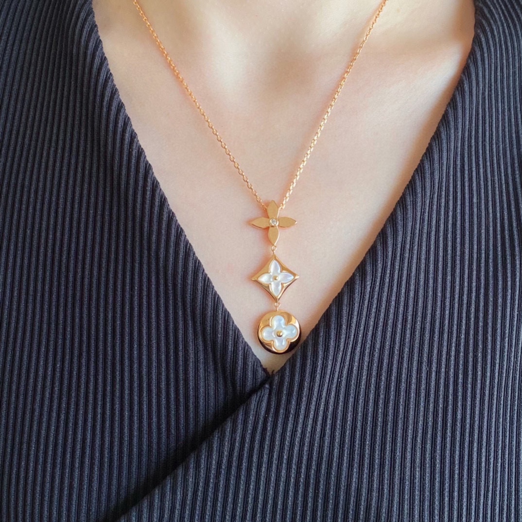 [TOP] Louis Vuitton LV Necklace