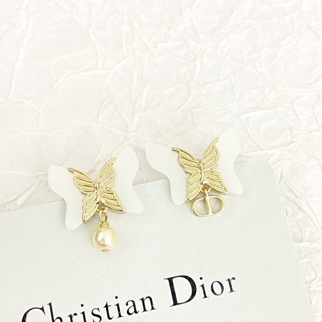 [TOP] Christian Dior Butterfly Pearl Earrings