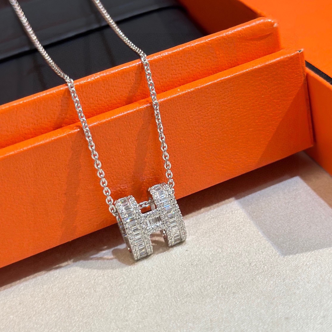 [TOP] HERMES H Necklace