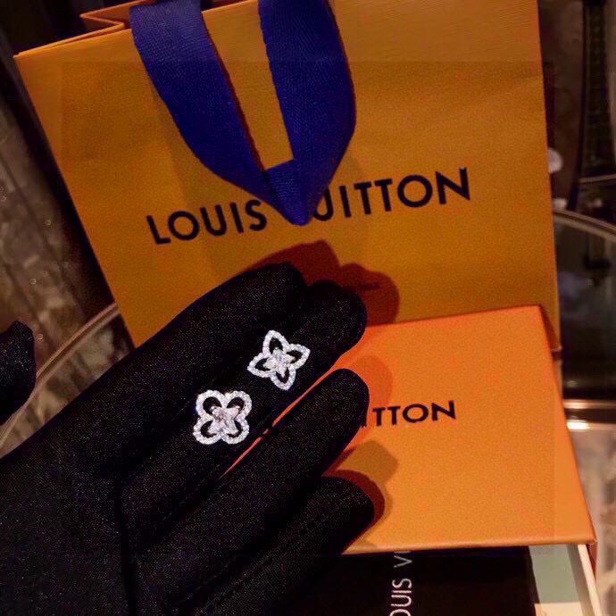 [TOP] Louis Vuitton LV Dissymmetry Earring