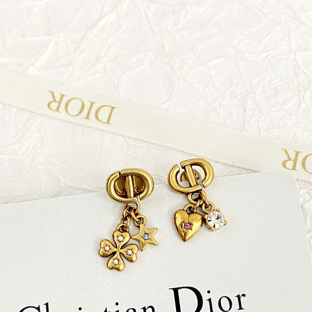 [TOP] Christian Dior Heart Star Earring