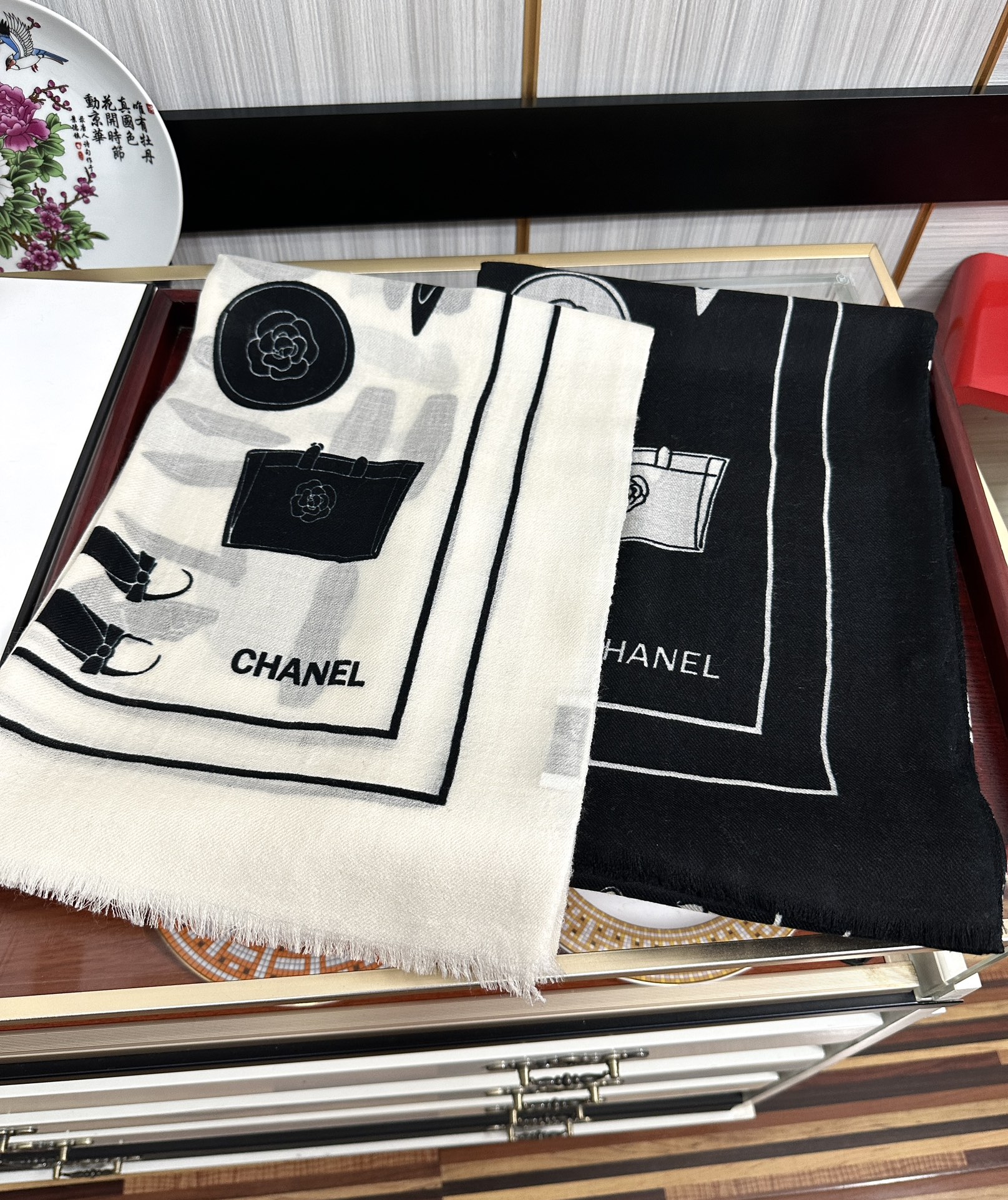 [TOP] CHANEL Cashmere Scarf 100x200cm-2 Colors