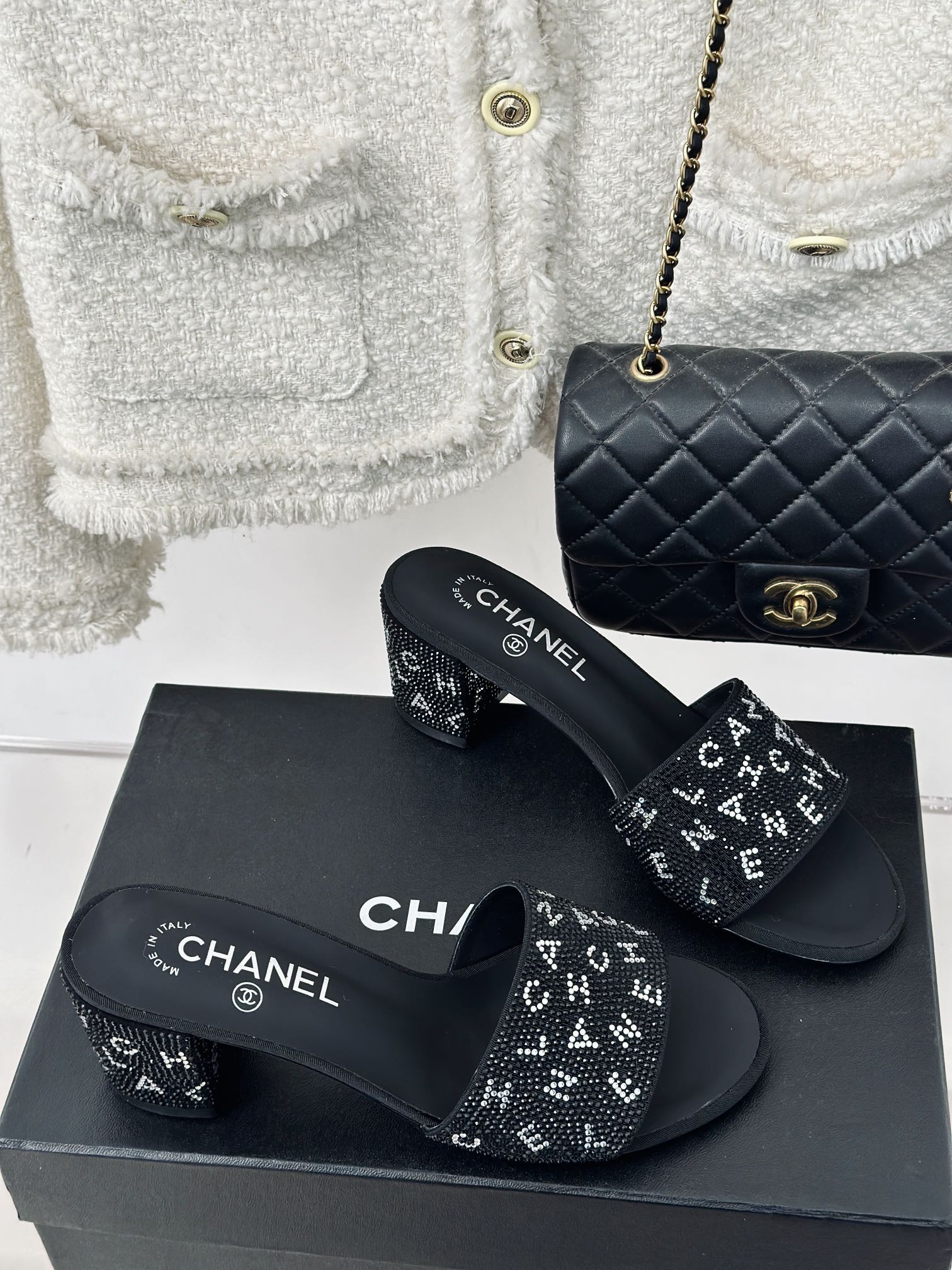 [TOP] CHANEL Classic Rhinestone Letter Slides 6cm - 2 Color
