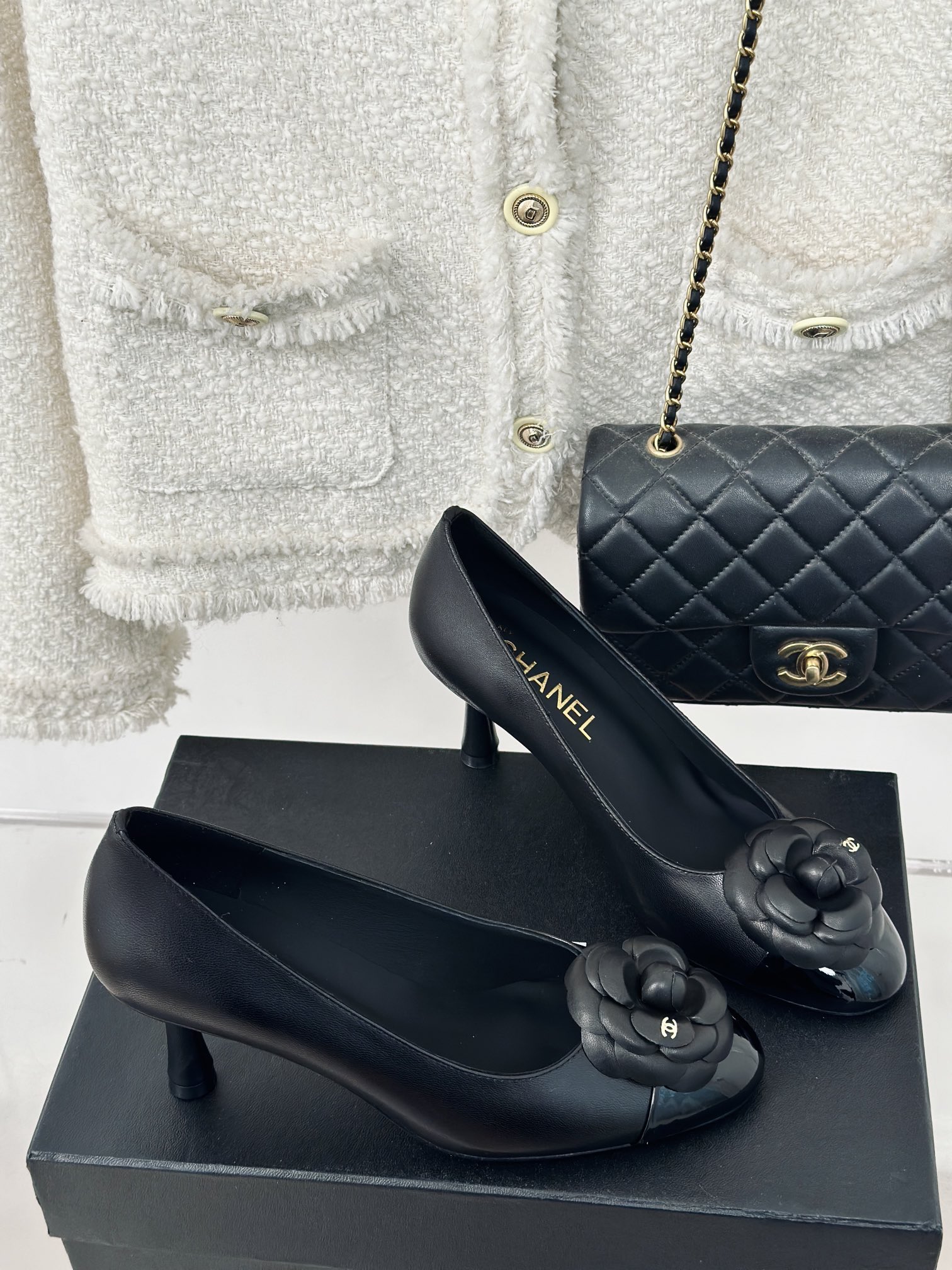 [TOP] CHANEL Camellia Pumps 7cm - 3 Color