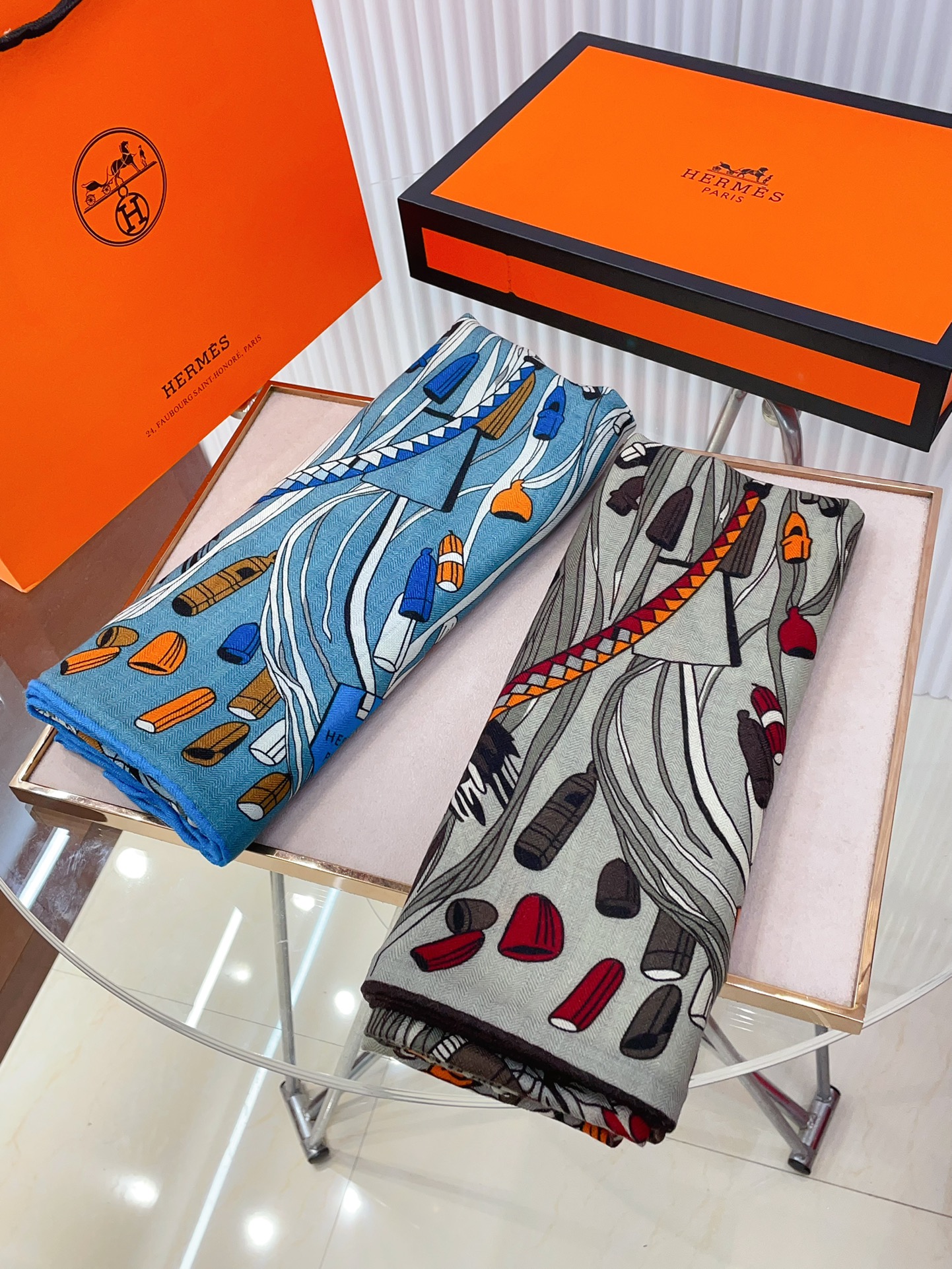 [TOP] HERMES Square Silk Scarf 140×140 cm-2 Colors