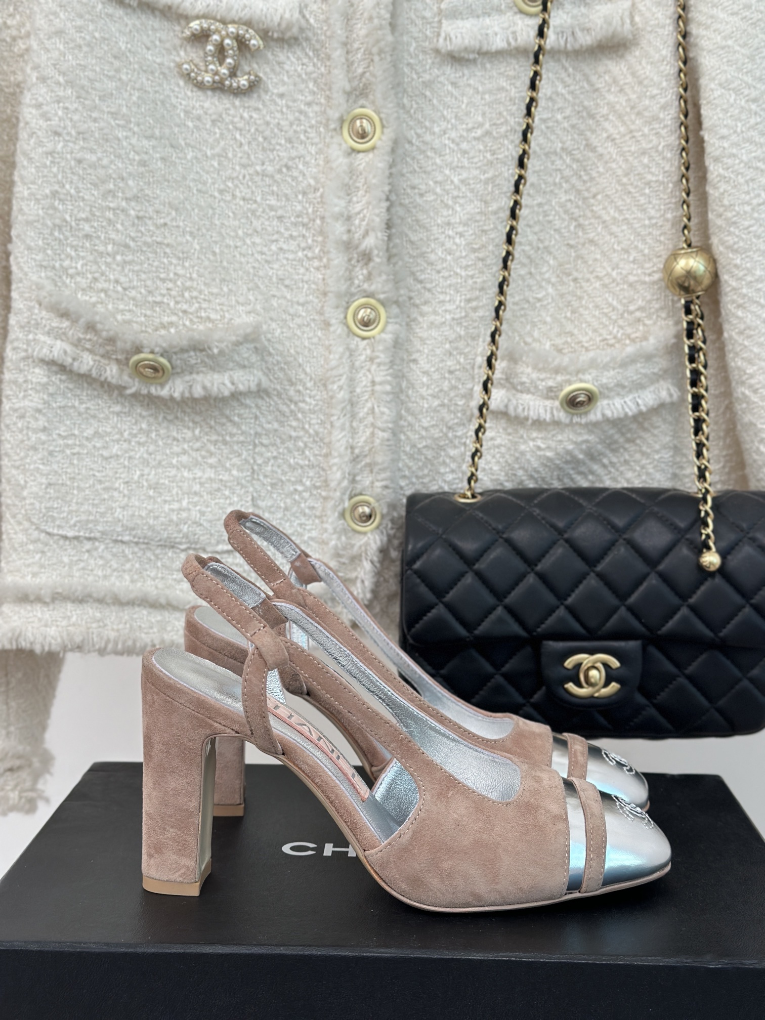 [TOP] CHANEL CC Thick Heel Back Sandals - Pink