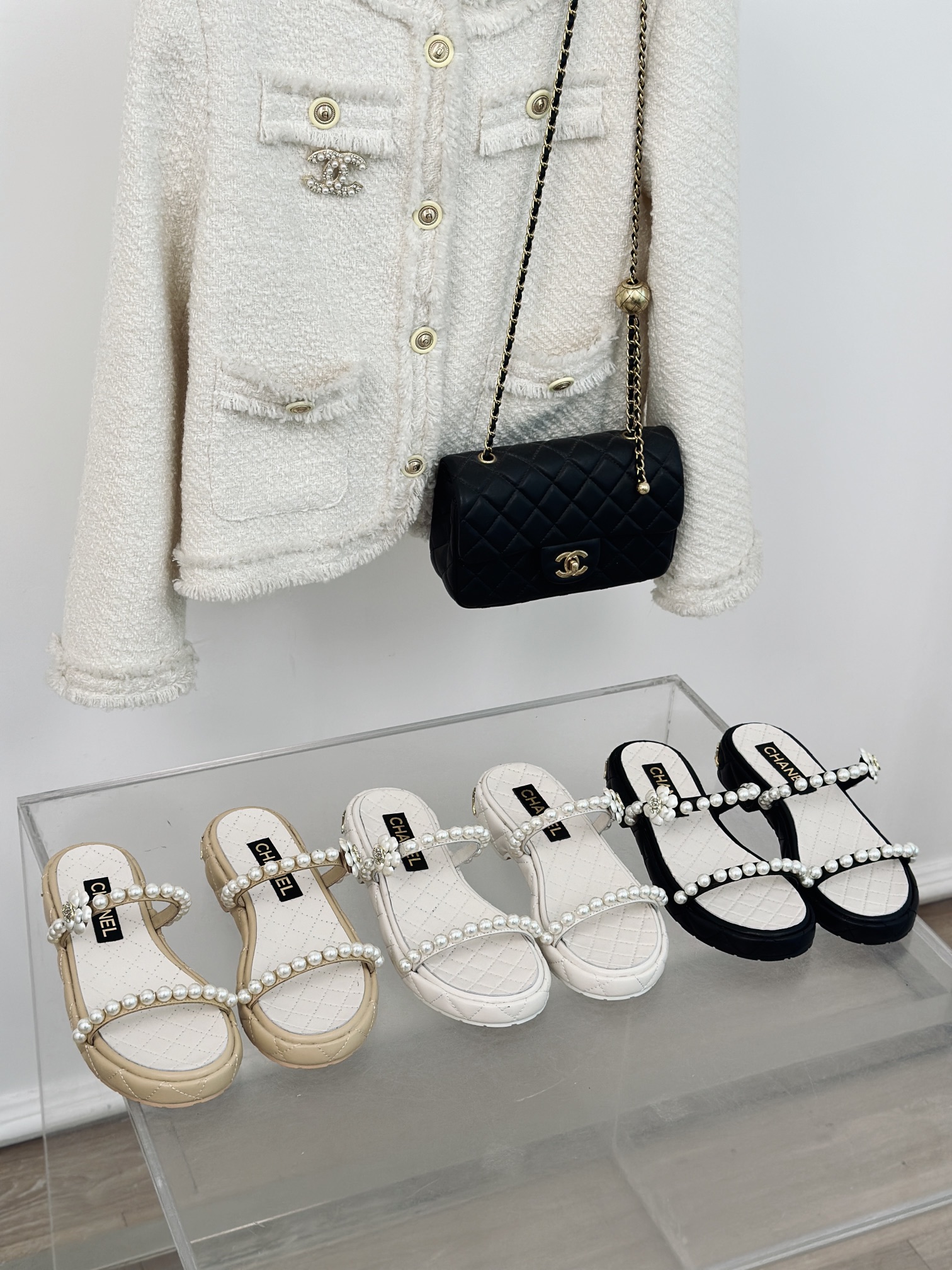 [TOP] CHANEL Thick-soled Camellia Pearls Slides 3cm - 3 Color