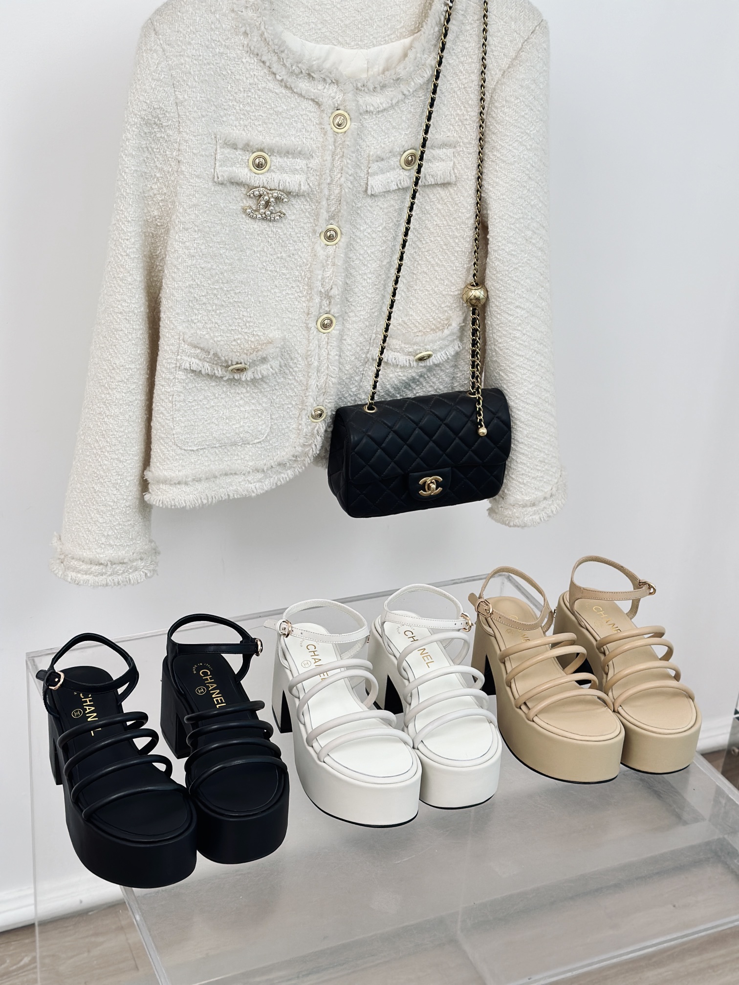 [TOP] CHANEL Thick-soled Platform Sandals - 3 Color