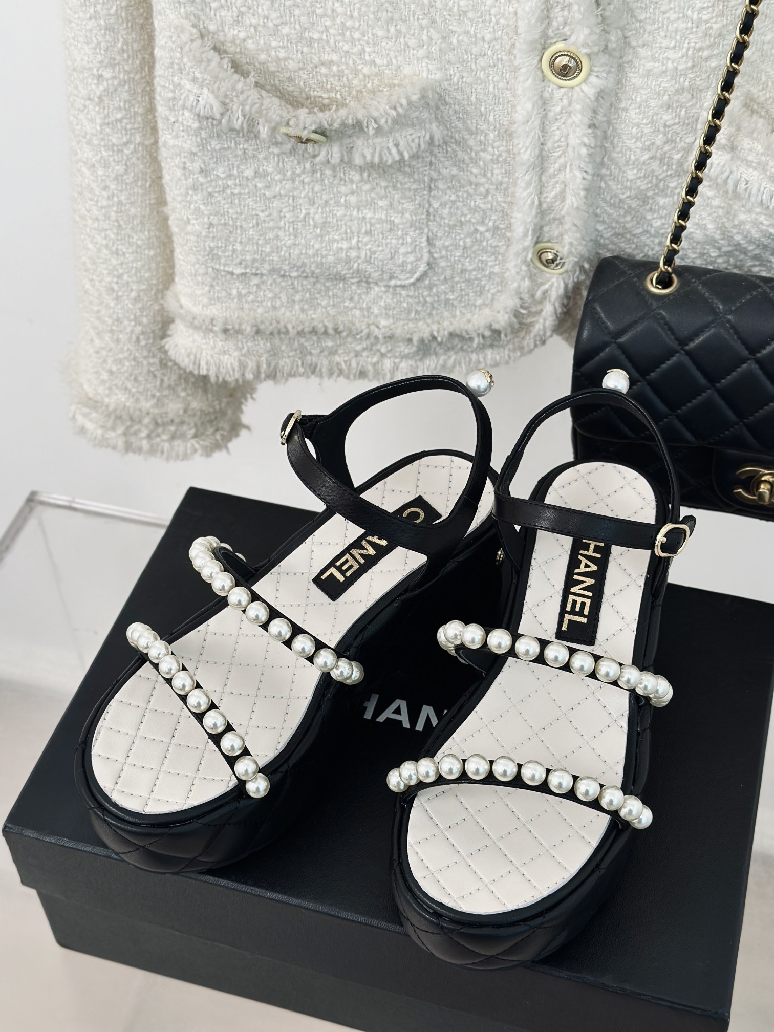 [TOP] CHANEL Thick-soled Camellia Pearls Platform Sandals 7cm - 3 Color