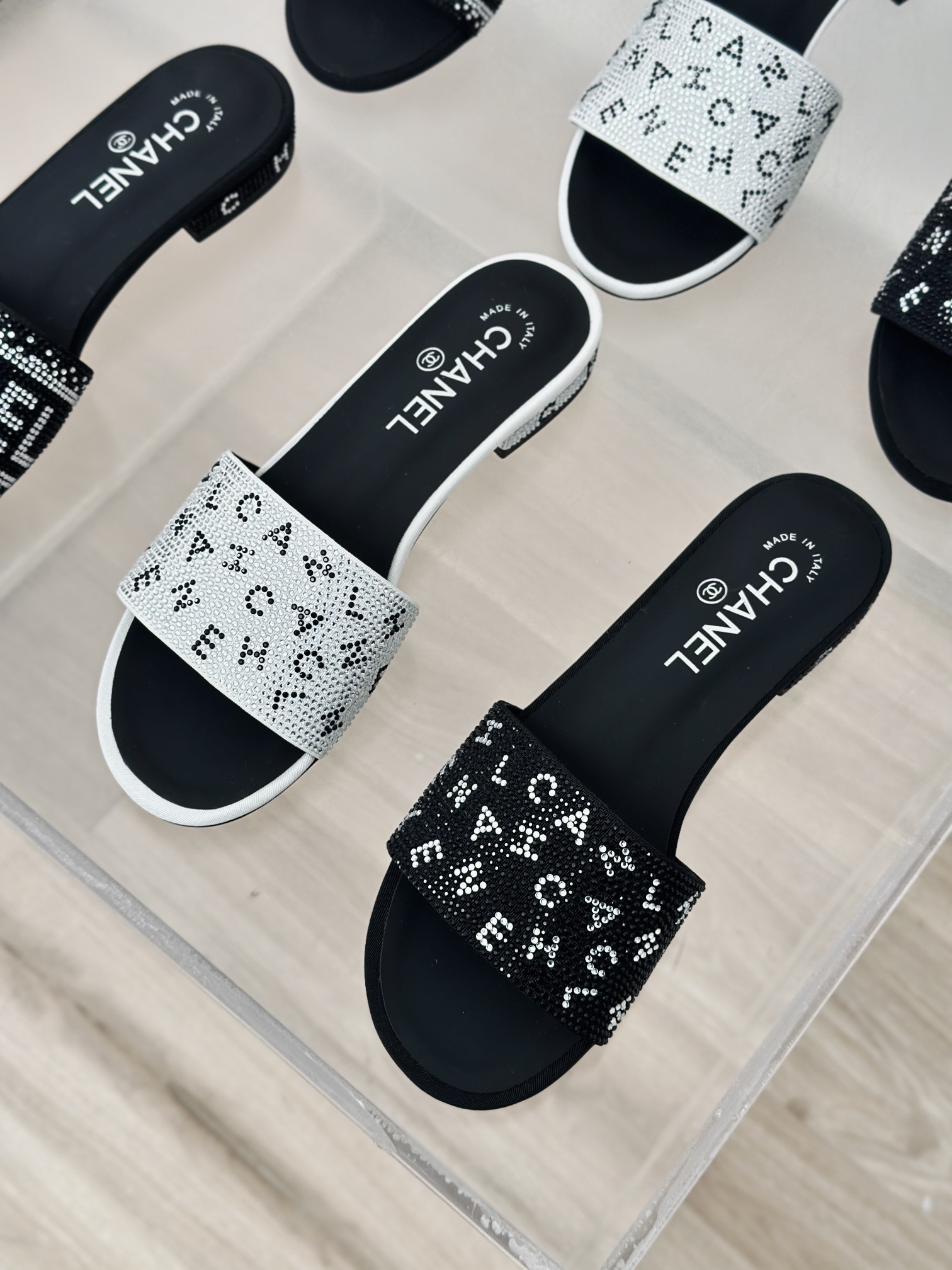 [TOP] CHANEL Classic Rhinestone Letter Slides 1.5cm - 2 Color