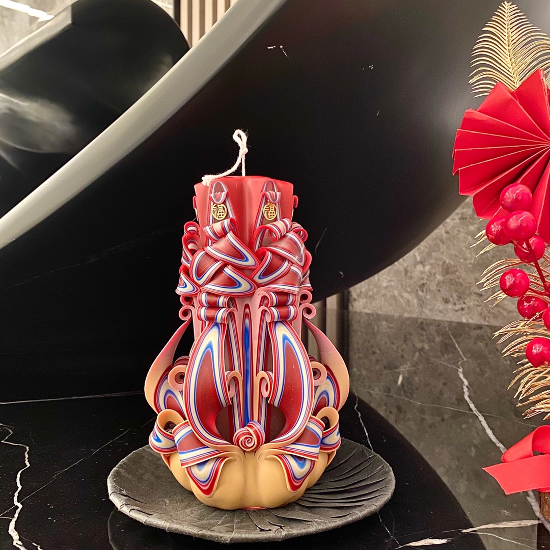 [TOP] Louis Vuitton LV Handmade Carved Candles - 2 Sizes