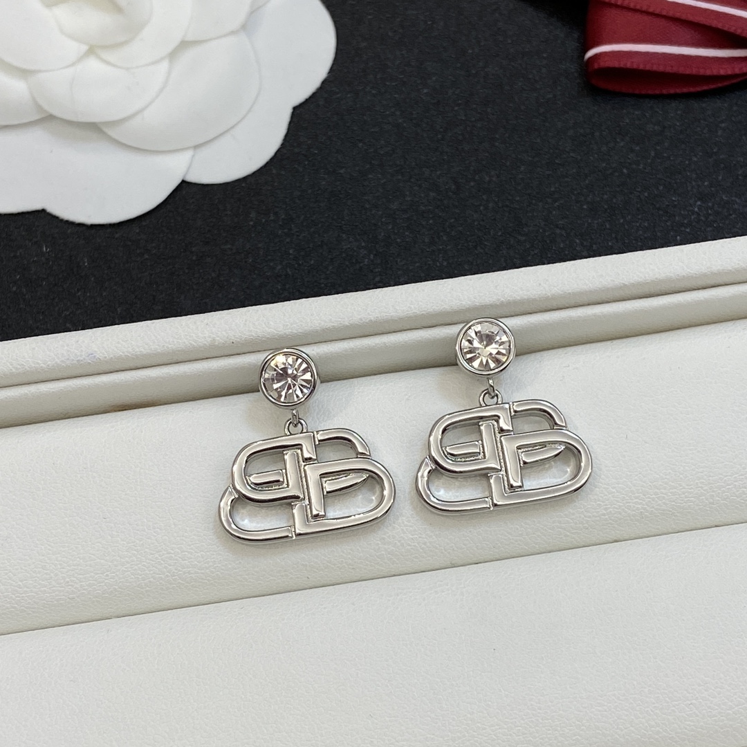 [TOP] BALENCIAGA BB Earring-2 Colors