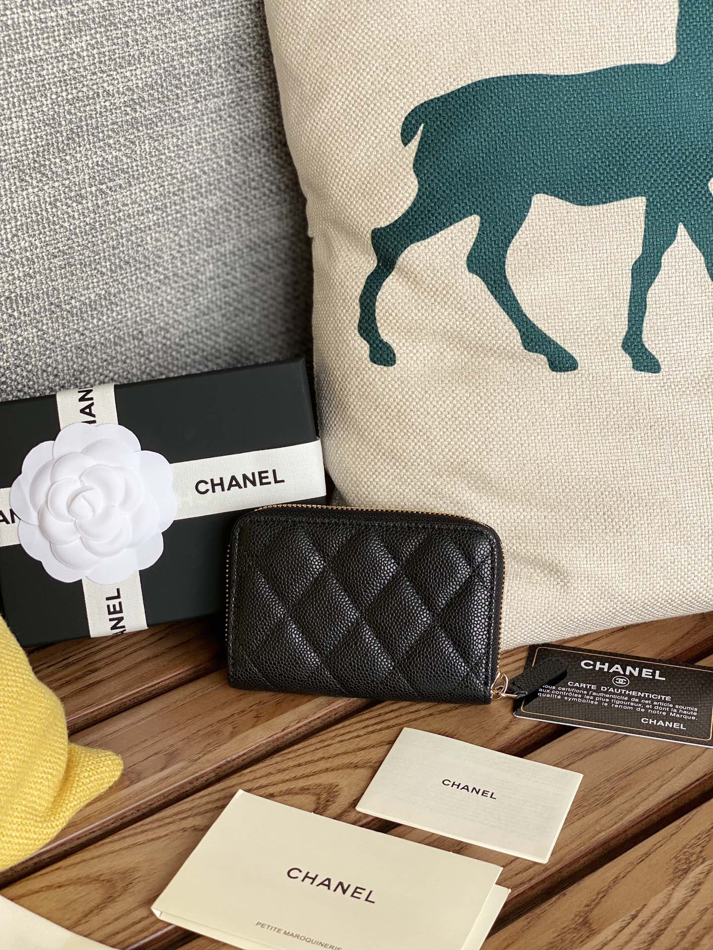 [TOP] CHANEL Caviar Wallets - GHW - 6 Colors - 711 Luxury