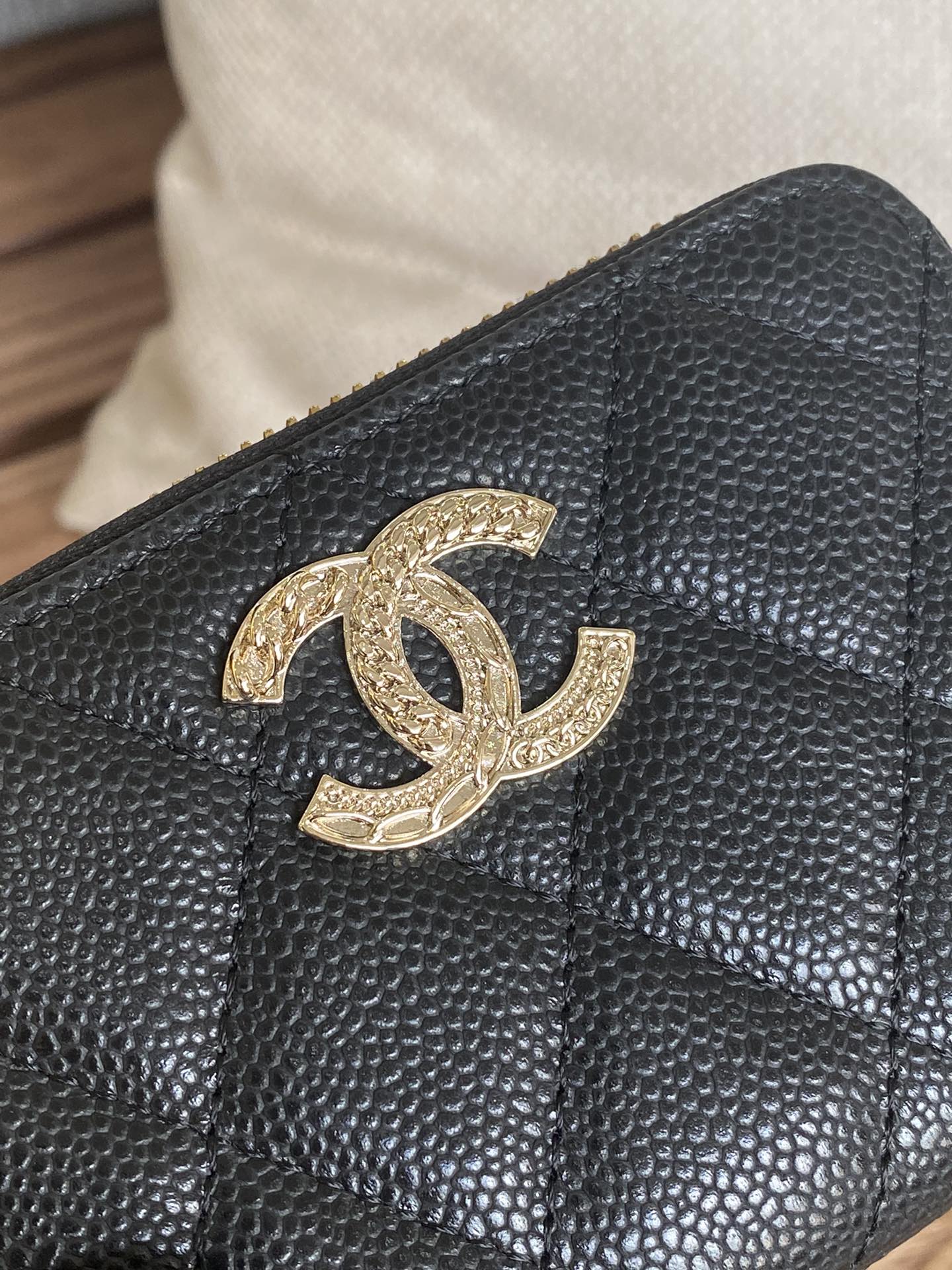 [TOP] CHANEL Caviar Wallets - GHW - 6 Colors - 711 Luxury