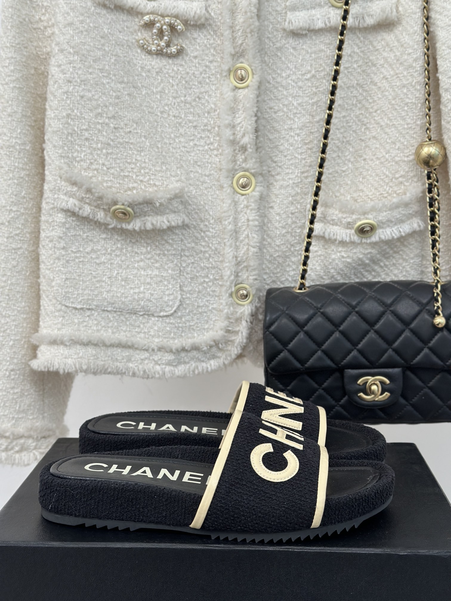 [TOP] CHANEL Slides - 6 Color