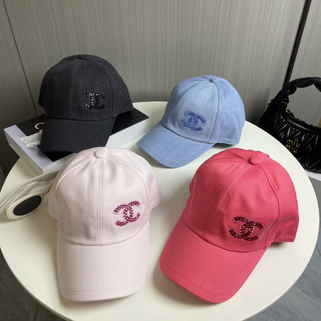 [TOP] CHANEL Embroidered Baseball Caps - 2 Colors