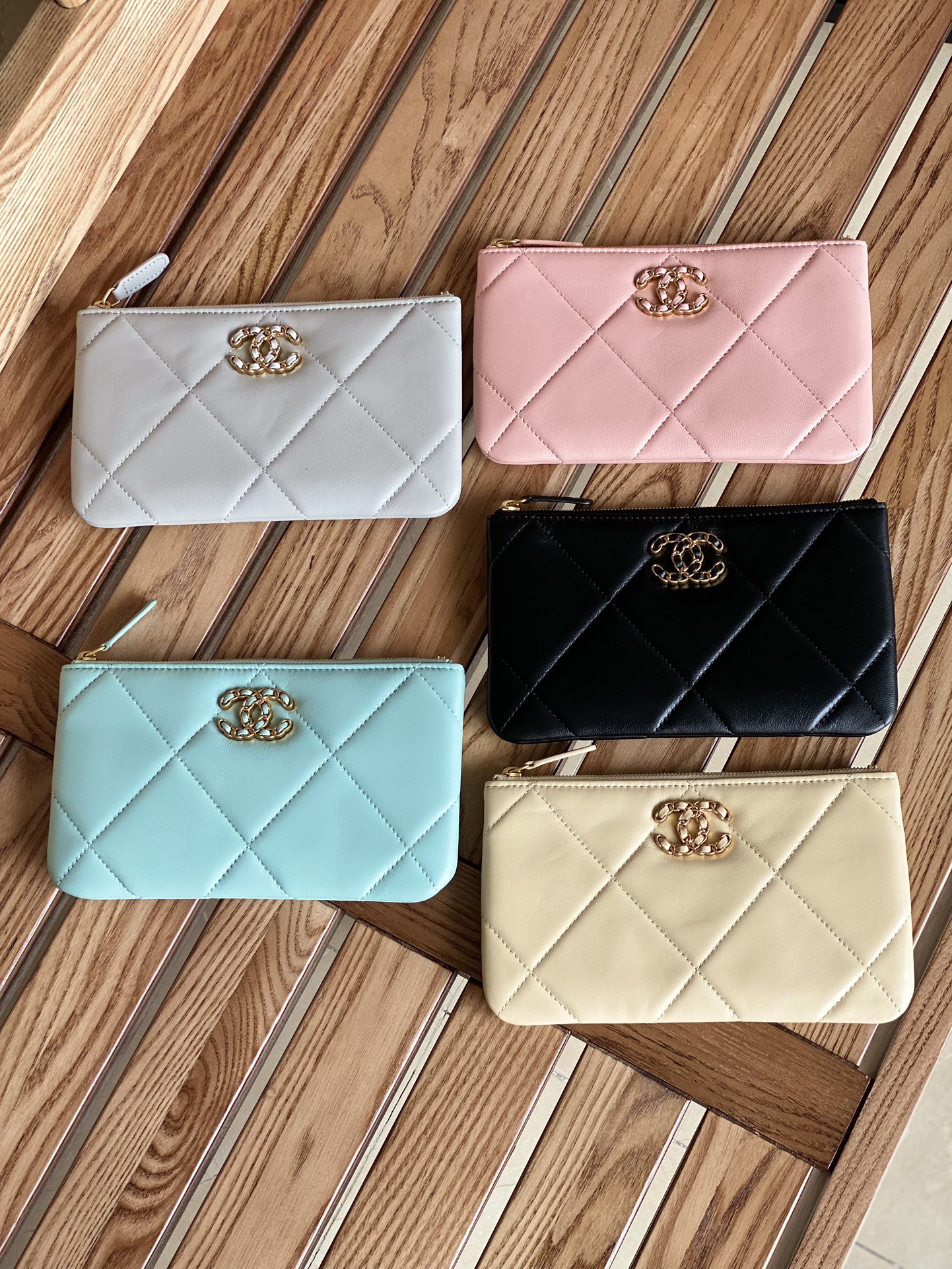 [TOP] CHANEL Lambskin Handbags 20x12.2x1cm - GHW - 5 Colors