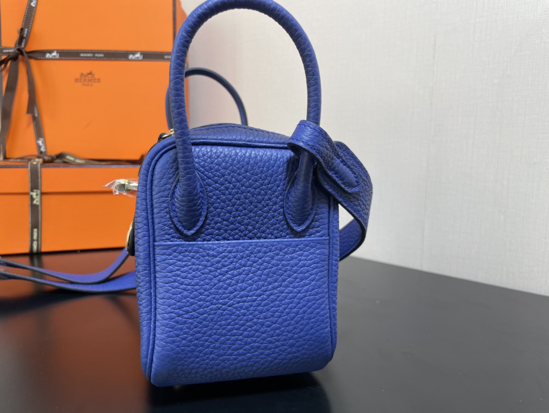 [TOP] HERMES Mini Lindy Taurillon Clemence Leather 19 CM - Bleu Electrique & GHW/SHW