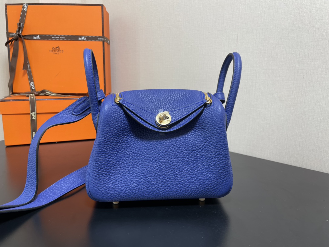 [TOP] HERMES Mini Lindy Taurillon Clemence Leather 19 CM - Bleu Electrique & GHW/SHW