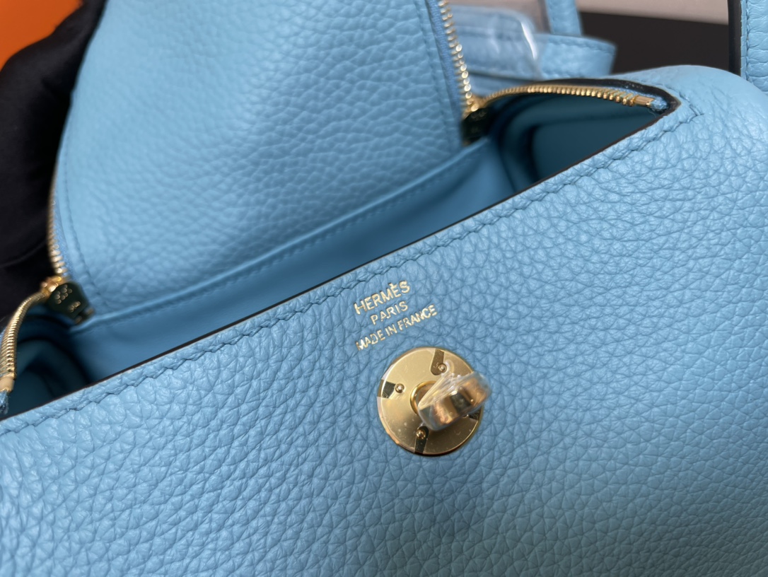 [TOP] HERMES Mini Lindy Taurillon Clemence Leather 19 CM - Bleu Du Nord & GHW/SHW