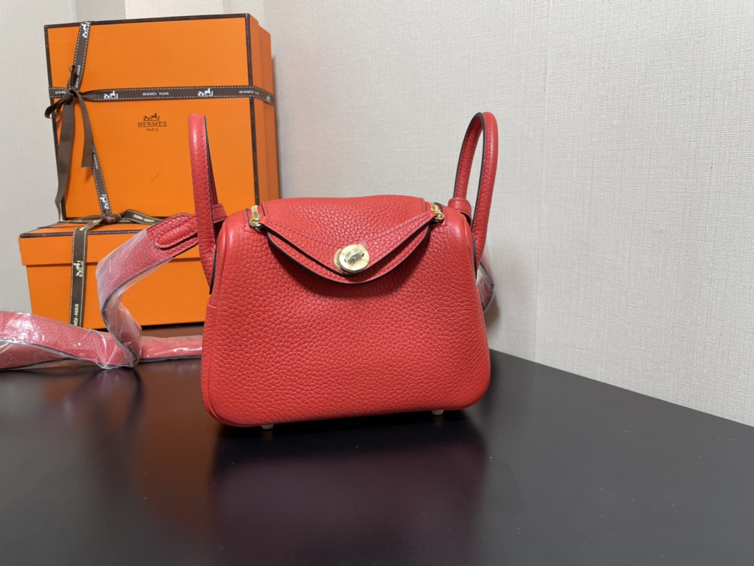 [TOP] HERMES Mini Lindy Taurillon Clemence Leather 19/26/30 CM - Rouge de Coeur & GHW/SHW