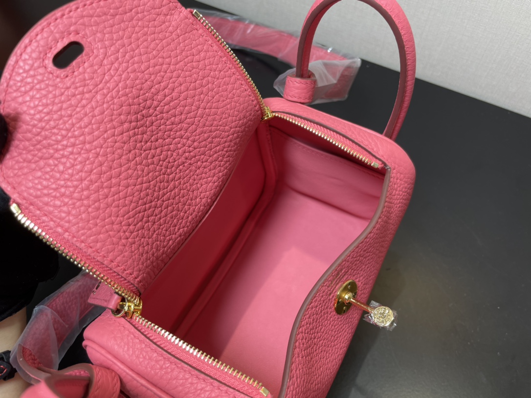 [TOP] HERMES Mini Lindy Taurillon Clemence Leather 19 CM - Rose Lipstick & GHW/SHW