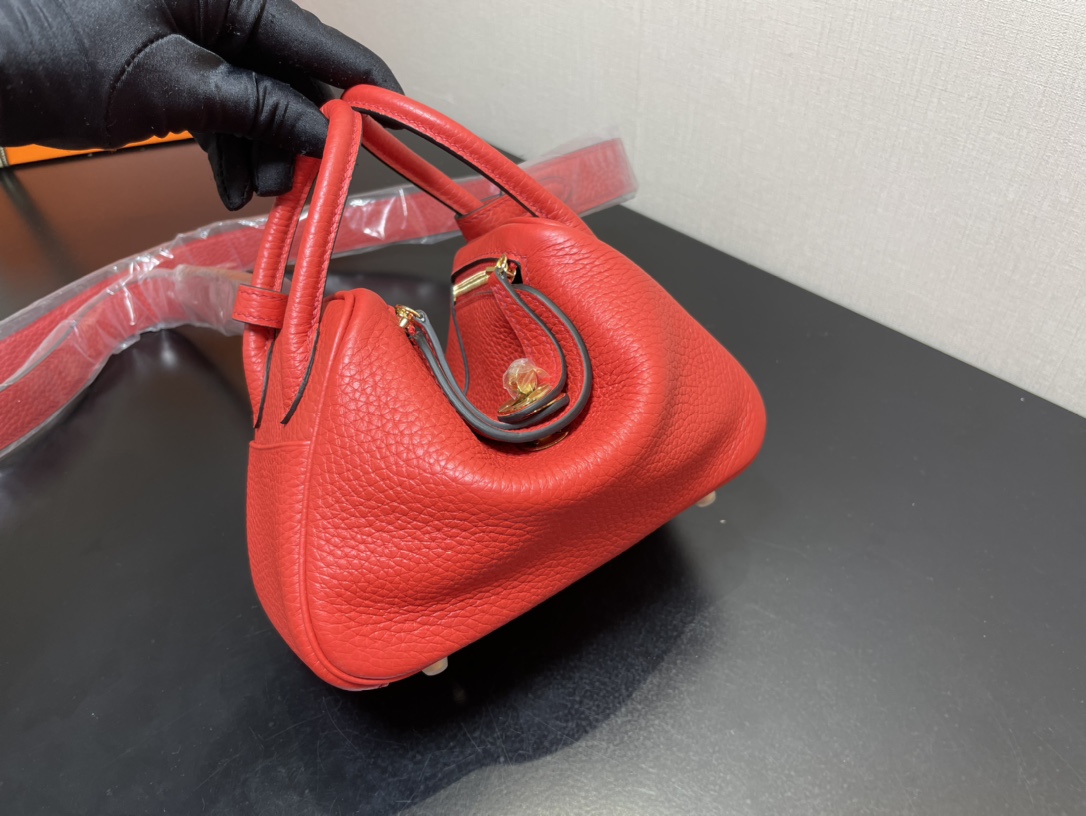 [TOP] HERMES Mini Lindy Taurillon Clemence Leather 19/26/30 CM - Rouge de Coeur & GHW/SHW