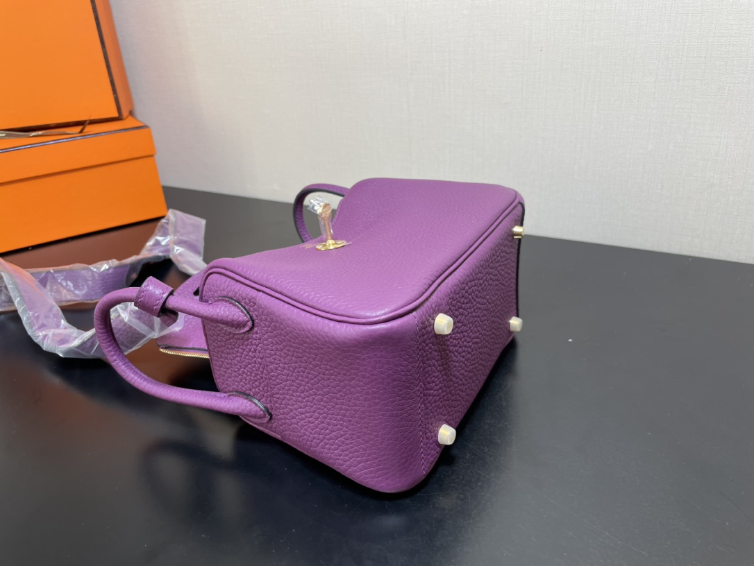 [TOP] HERMES Mini Lindy Taurillon Clemence Leather 19 CM - Anemone & GHW/SHW