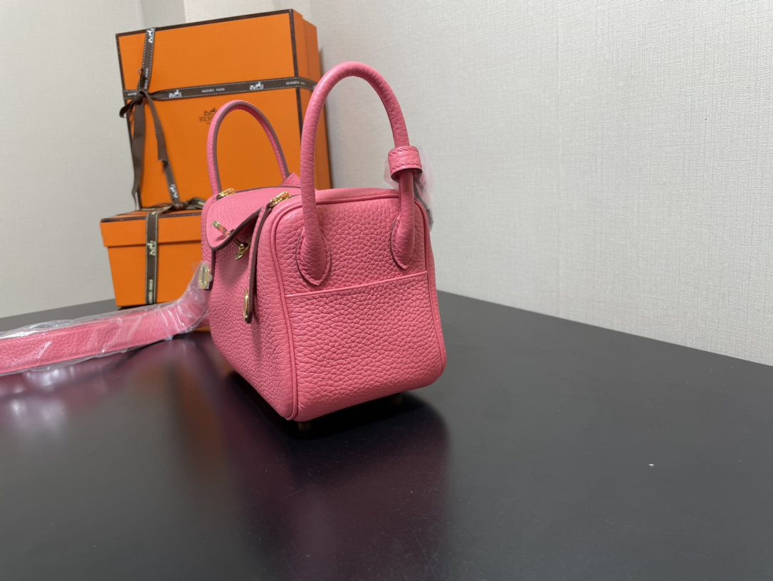 [TOP] HERMES Mini Lindy Taurillon Clemence Leather 19 CM - Rose Lipstick & GHW/SHW