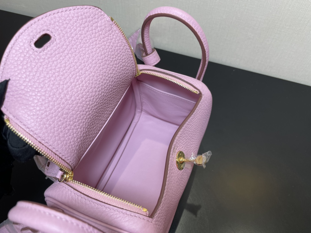 [TOP] HERMES Mini Lindy Taurillon Clemence Leather 19 CM - Mauve Sylvestre Pink & GHW/SHW