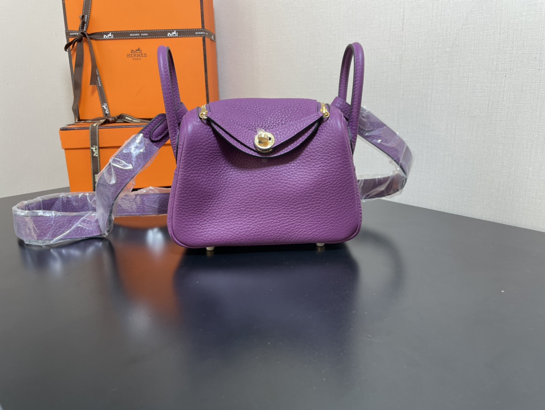 [TOP] HERMES Mini Lindy Taurillon Clemence Leather 19 CM - Anemone & GHW/SHW