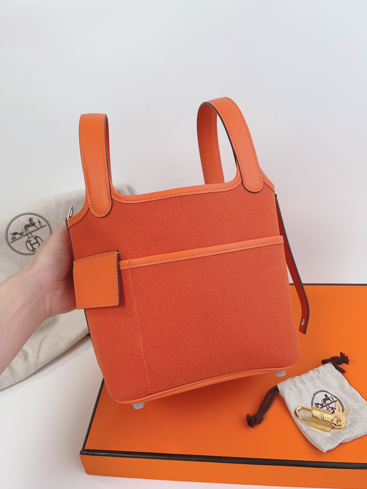 [TOP] HERMES Picotin Cargo Bag Canvas Patchwork With Swift Leather - 18CM - Orange & SHW
