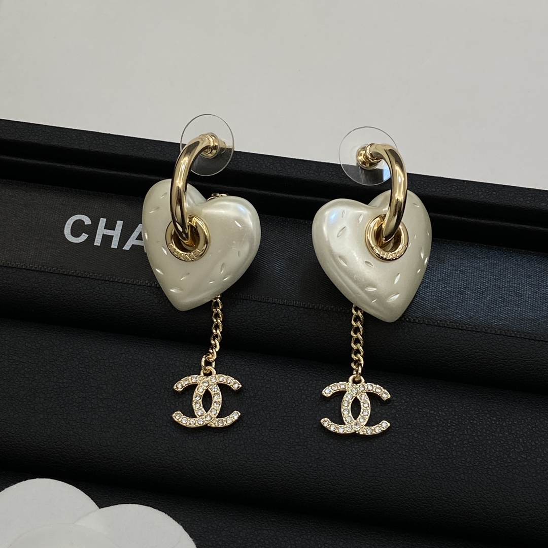 [TOP] CHANEL Pendant Earrings