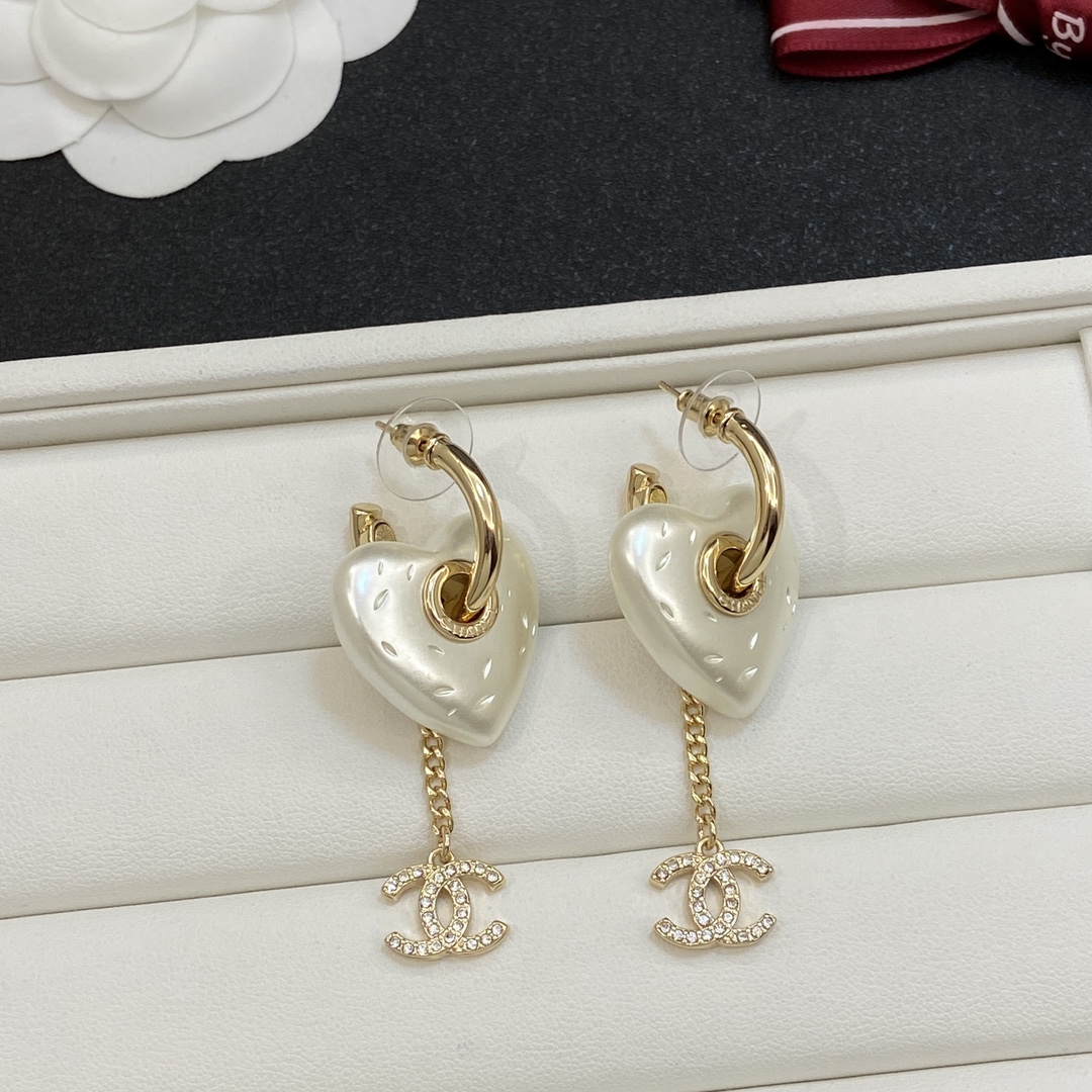 [TOP] CHANEL Pendant Earrings