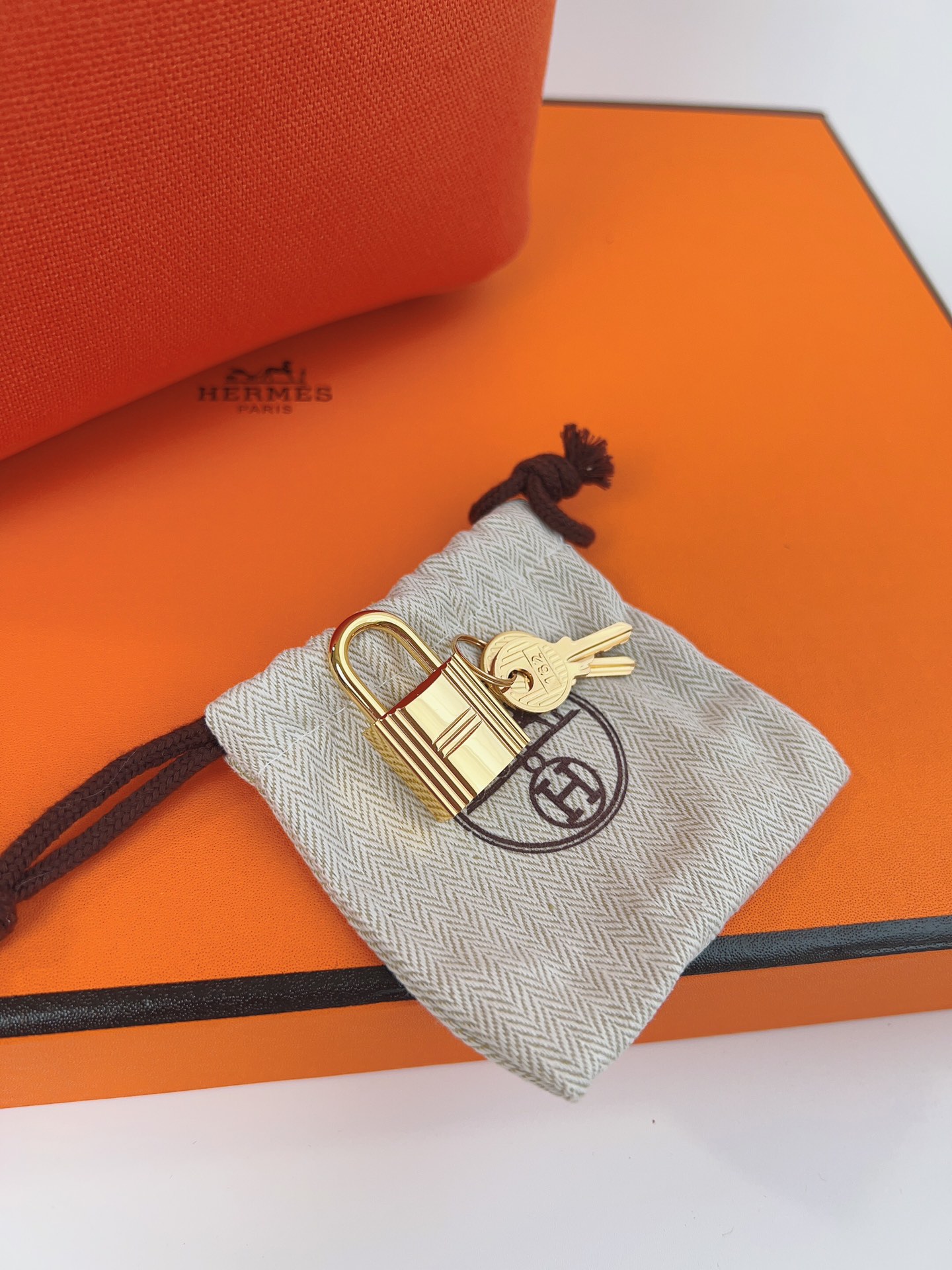 [TOP] HERMES Picotin Cargo Bag Canvas Patchwork With Swift Leather - 18CM - Orange & SHW